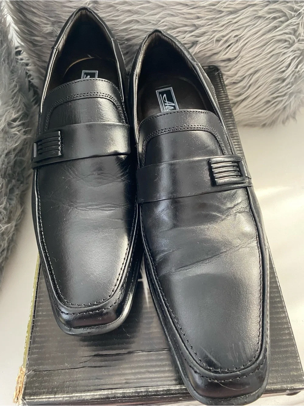 Alfredo Black Leather Slip-On Loafers with Decorative Strap